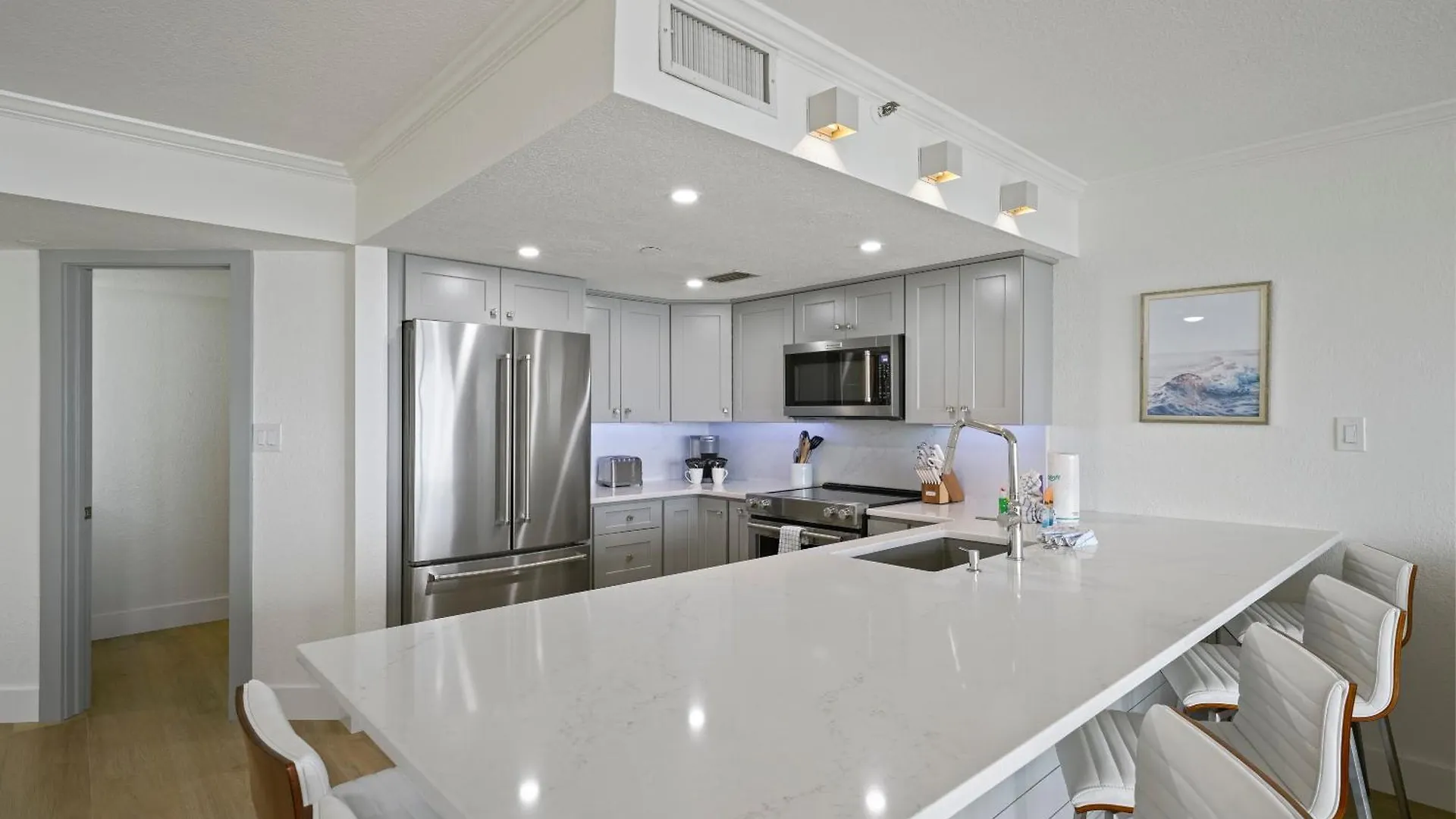 Apartment New Listing! Just Renovated! 1Br 2Ba Condo! Destin