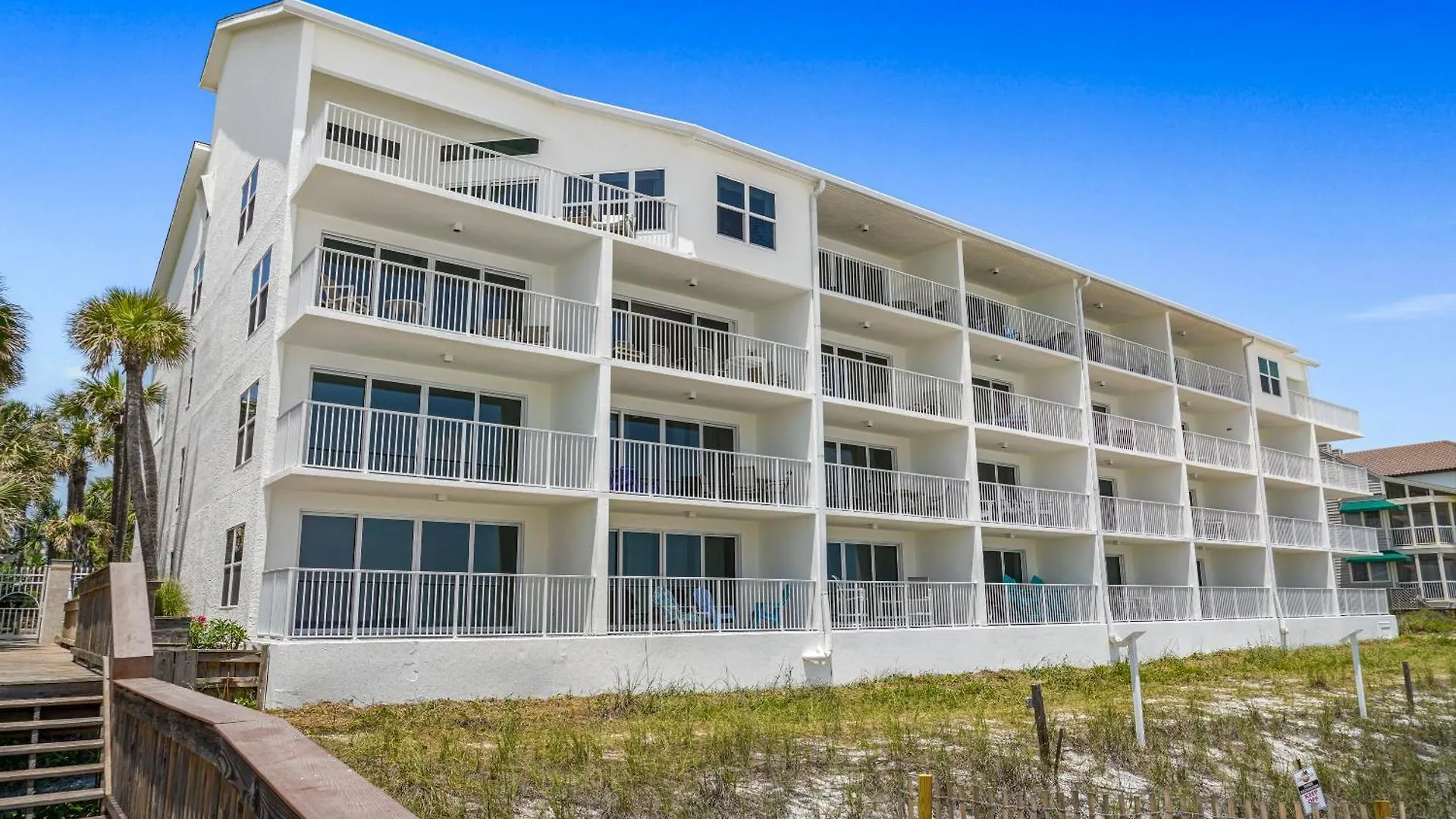 New Listing! Just Renovated! 1Br 2Ba Condo! Destin Apartment
