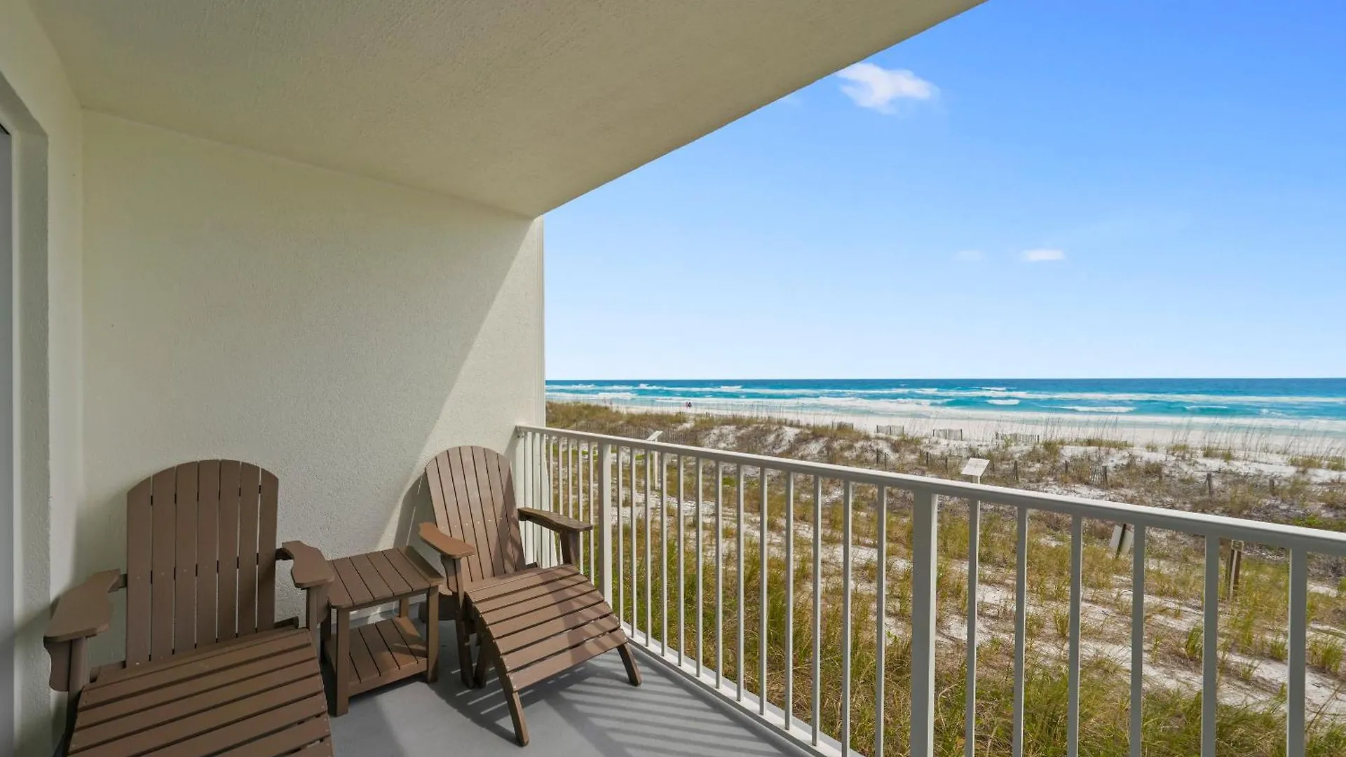 New Listing! Just Renovated! 1Br 2Ba Condo! Destin Apartment
